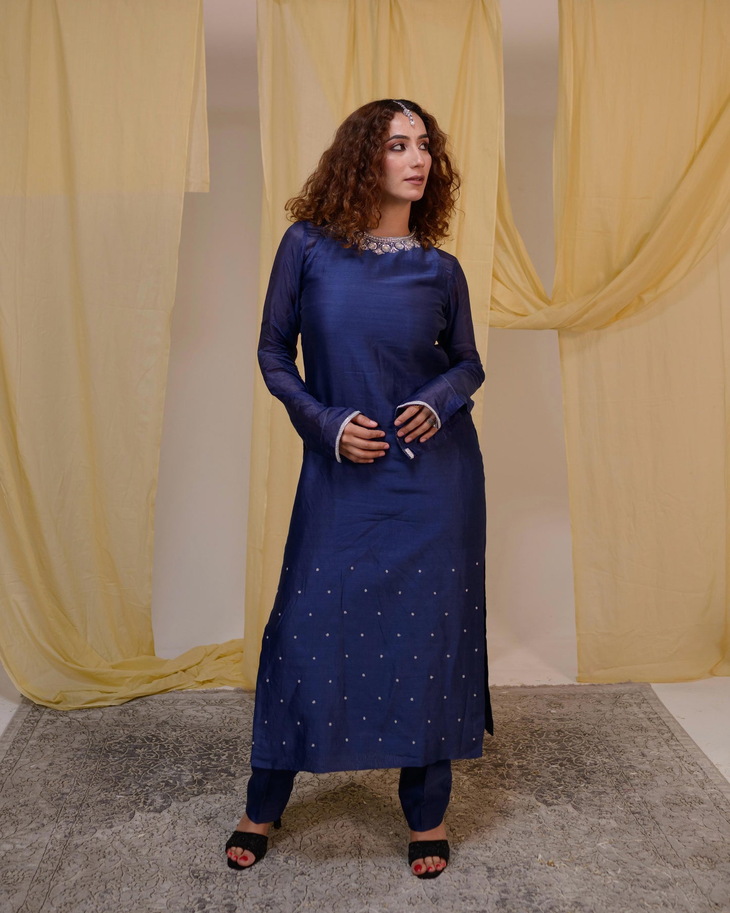 Navy Blue Silk Kurta Set with Removable Sleeves | Tarah by Tripti